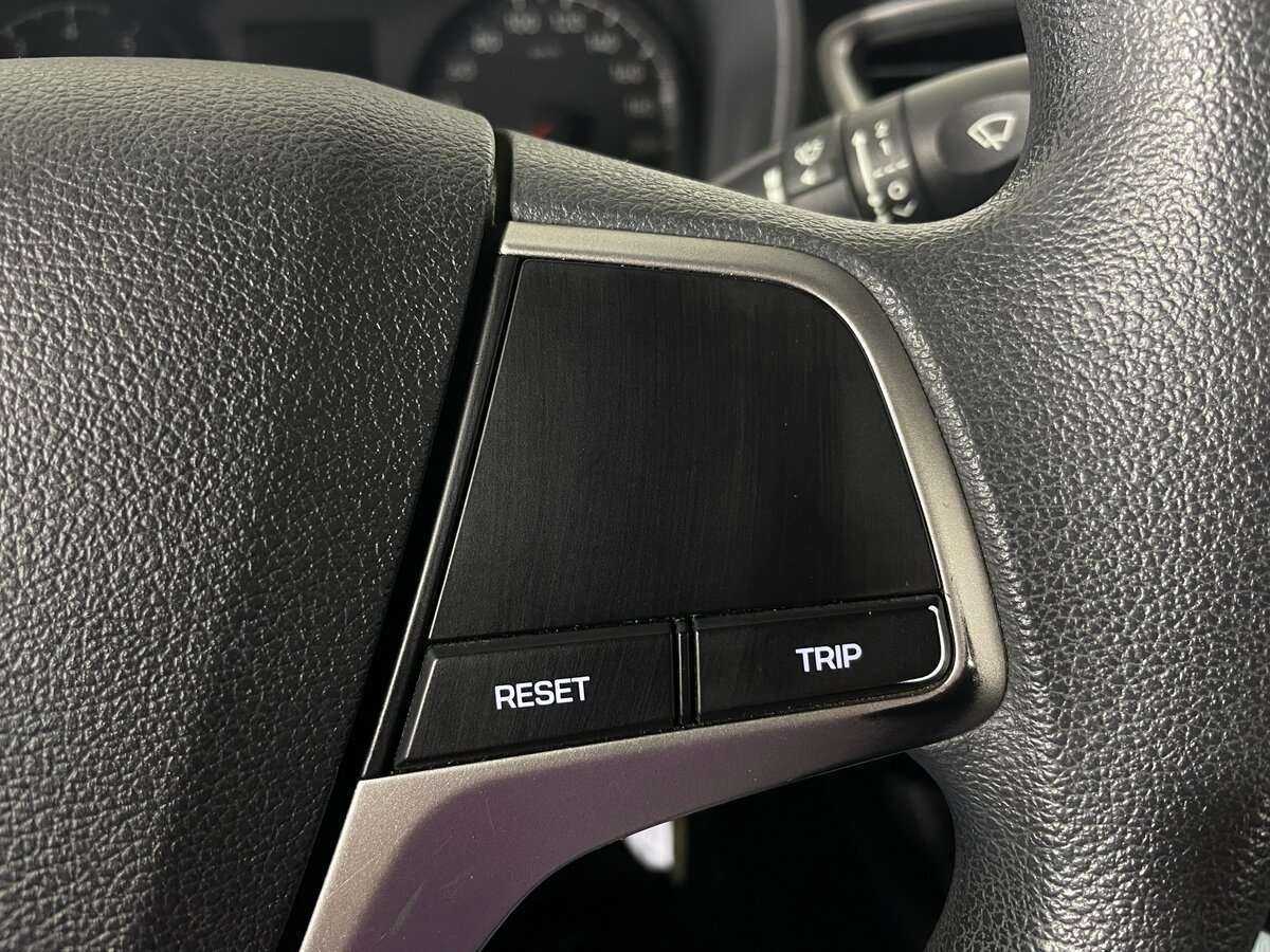 Купить Hyundai Solaris, 2017, 65 000 км.. Фото: #17