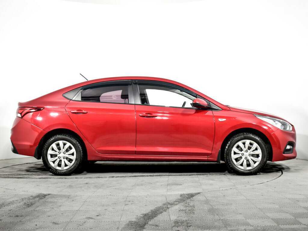 Купить Hyundai Solaris, 2017, 66 444 км.. Фото: #3