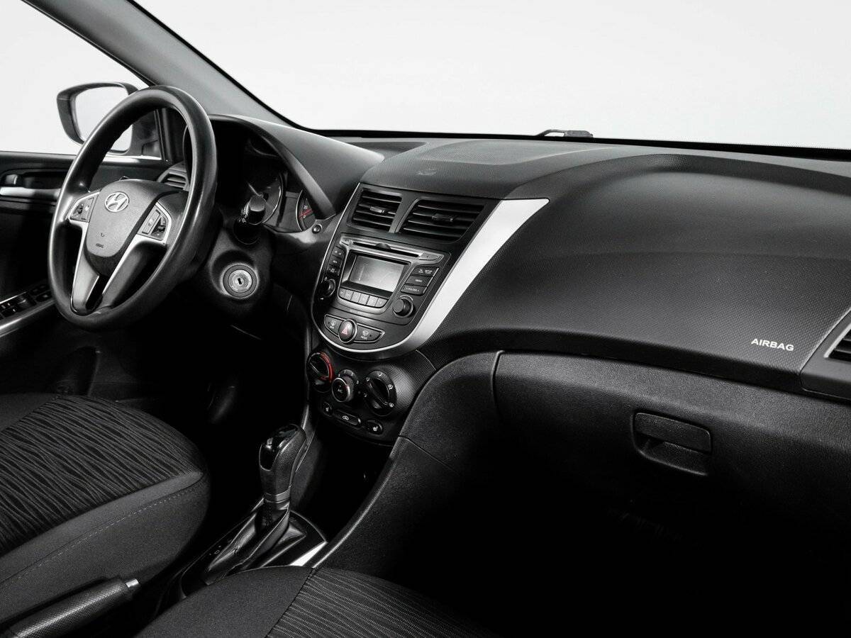 Купить Hyundai Solaris, 2016, 236 209 км.. Фото: #8