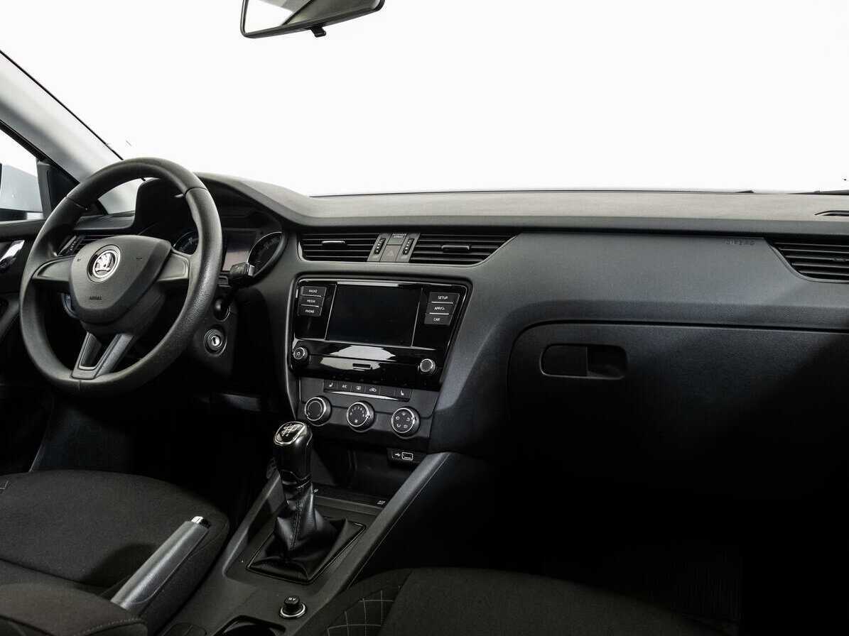 Купить Skoda Octavia, 2019, 71 386 км.. Фото: #8