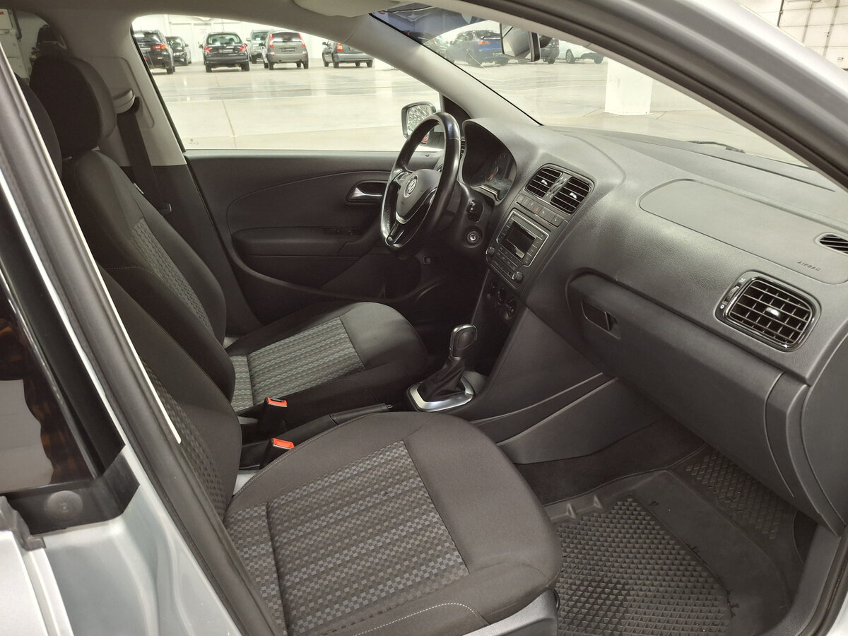 Купить Volkswagen Polo, 2016, 197 623 км.. Фото: #10