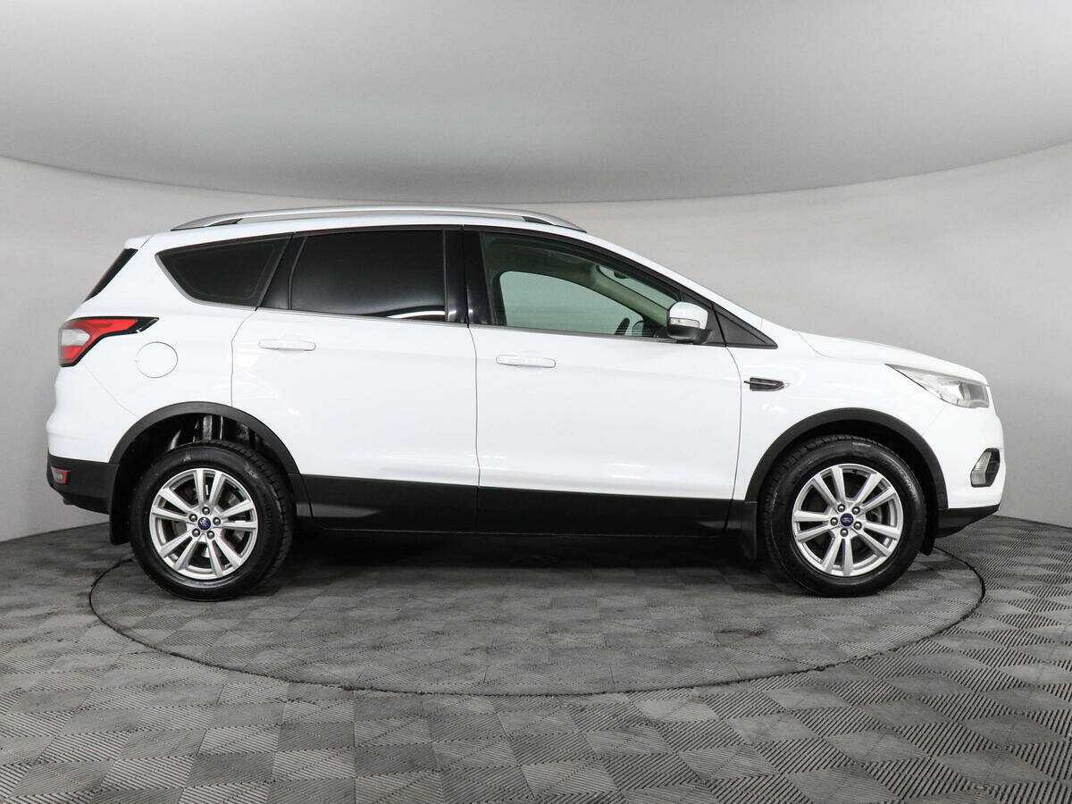 Купить Ford Kuga, 2018, 108 250 км.. Фото: #3