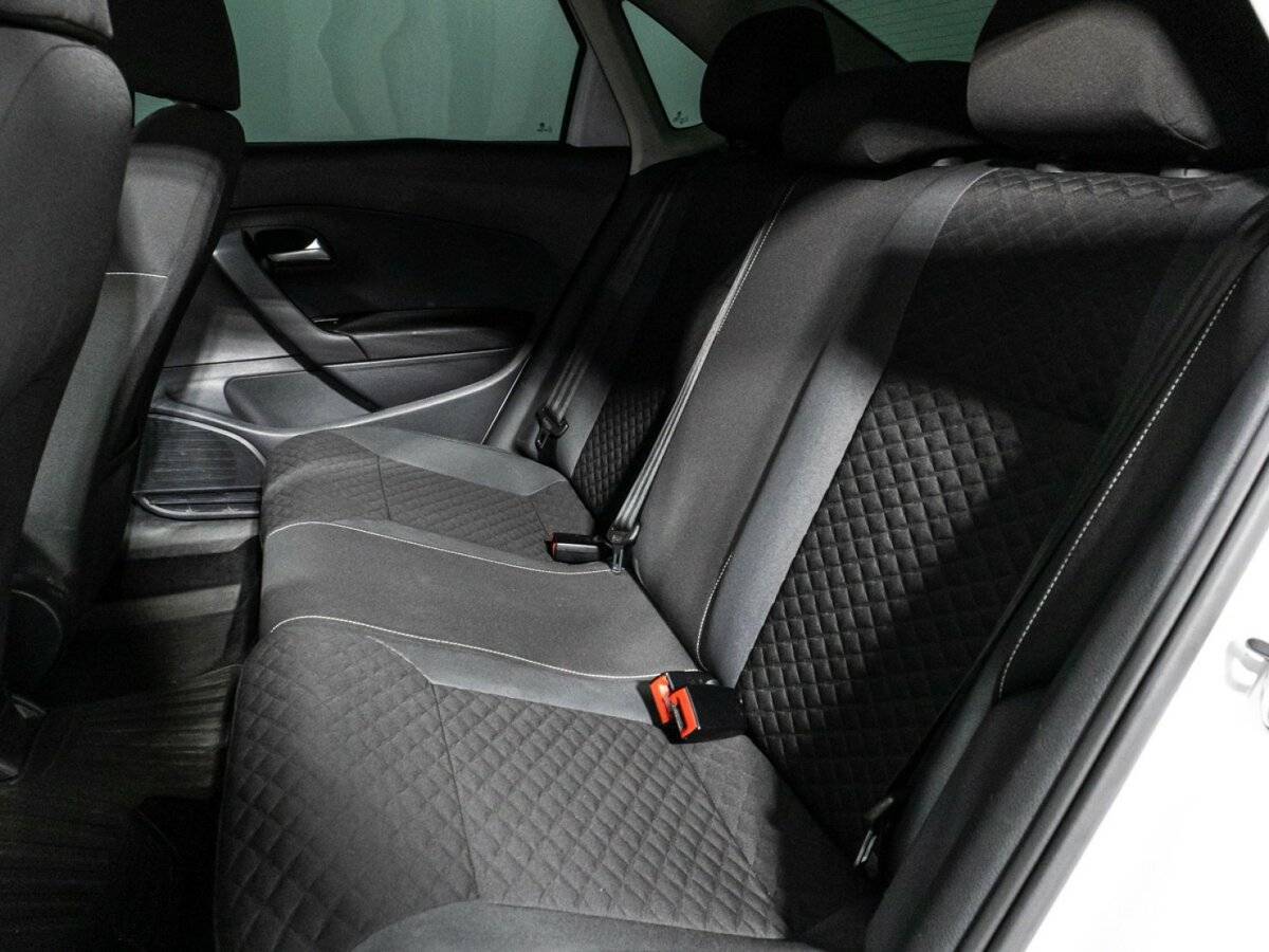 Купить Volkswagen Polo, 2018, 136 113 км.. Фото: #9