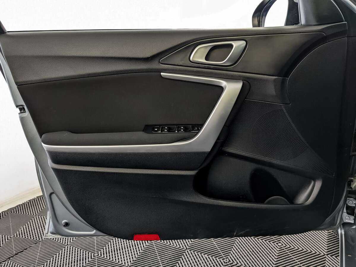 Купить Kia Ceed, 2019, 47 640 км.. Фото: #14