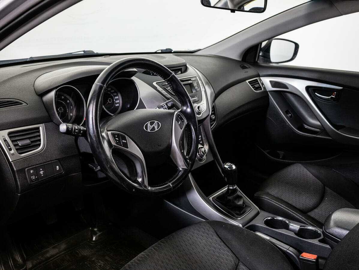 Купить Hyundai Elantra, 2013, 79 546 км.. Фото: #10