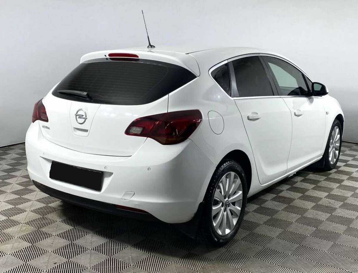 Купить Opel Astra, 2012, 188 000 км.. Фото: #4