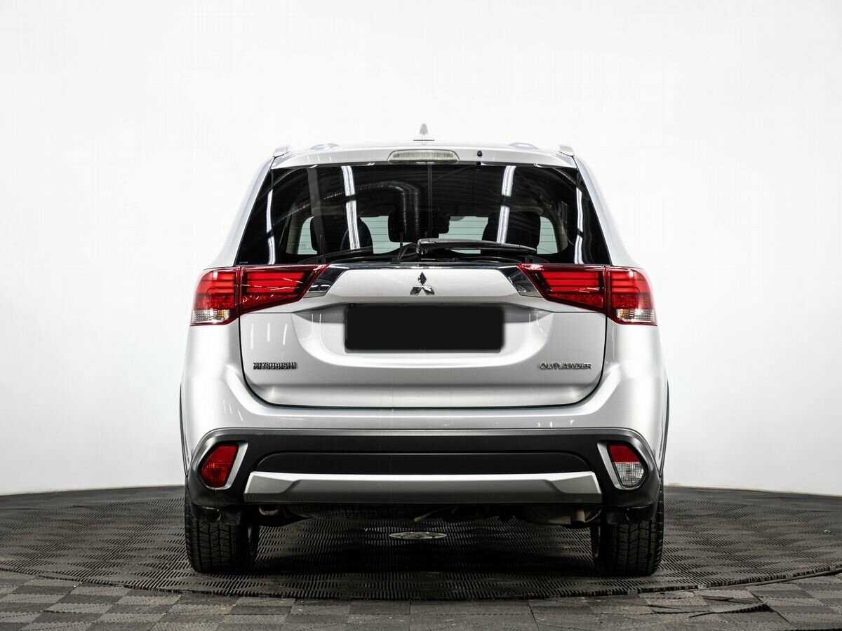 Купить Mitsubishi Outlander, 2018, 179 363 км.. Фото: #4