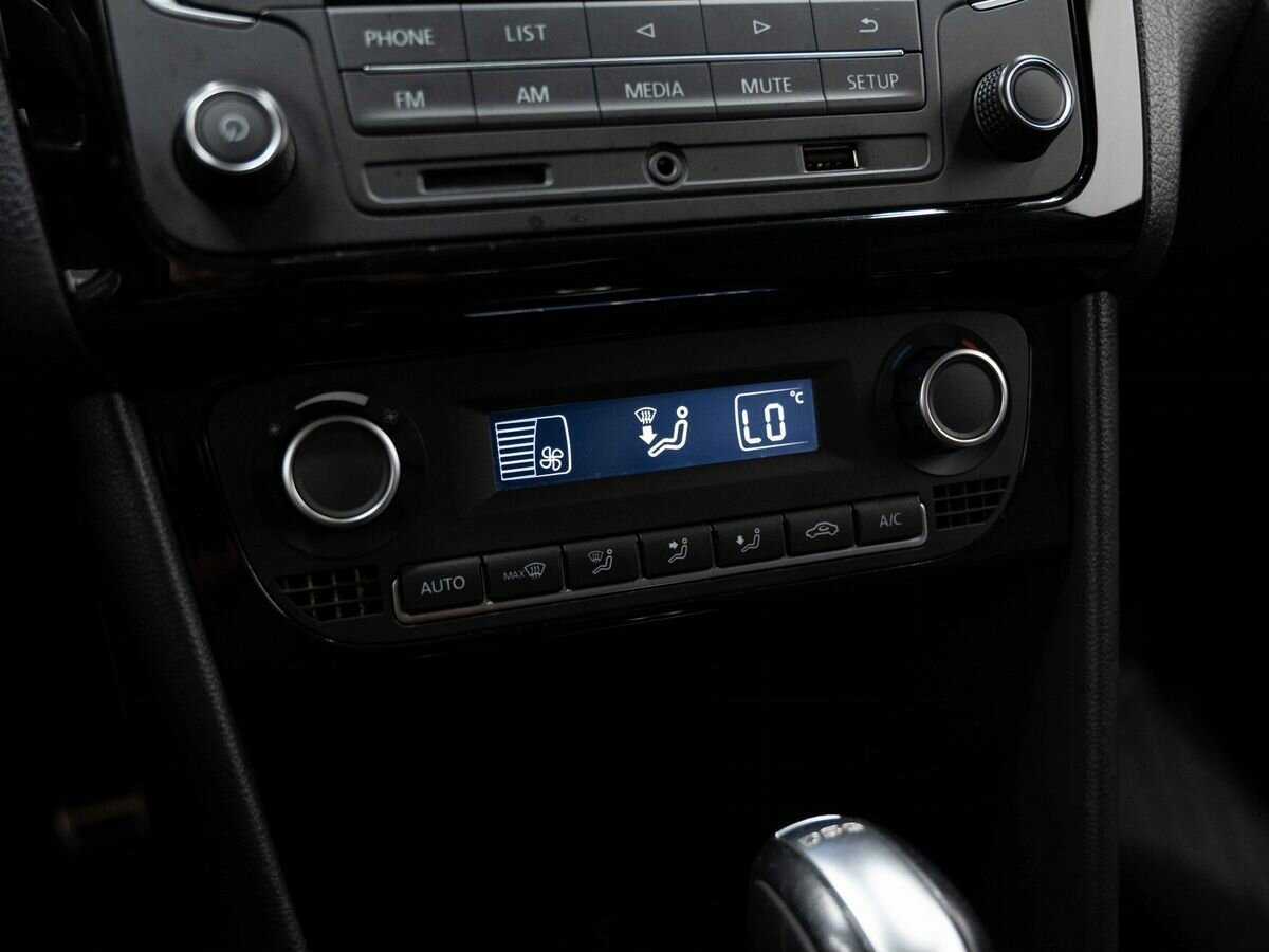 Купить Volkswagen Polo, 2016, 106 000 км.. Фото: #17