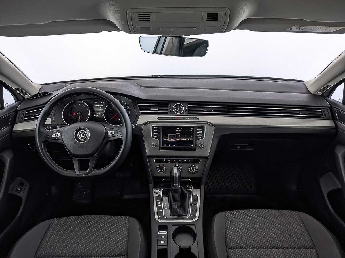 Купить Volkswagen Passat, 2017, 120 532 км.. Фото: #13