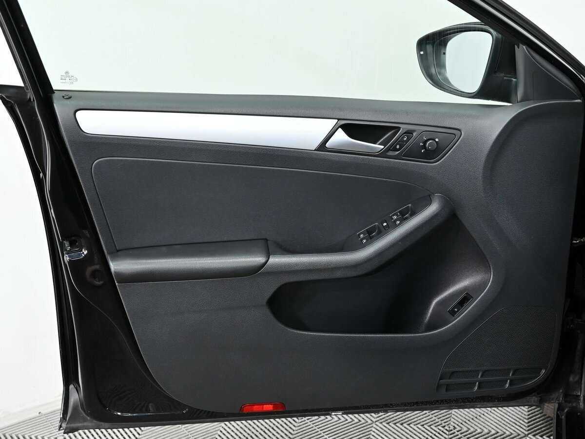 Купить Volkswagen Jetta, 2012, 139 000 км.. Фото: #8