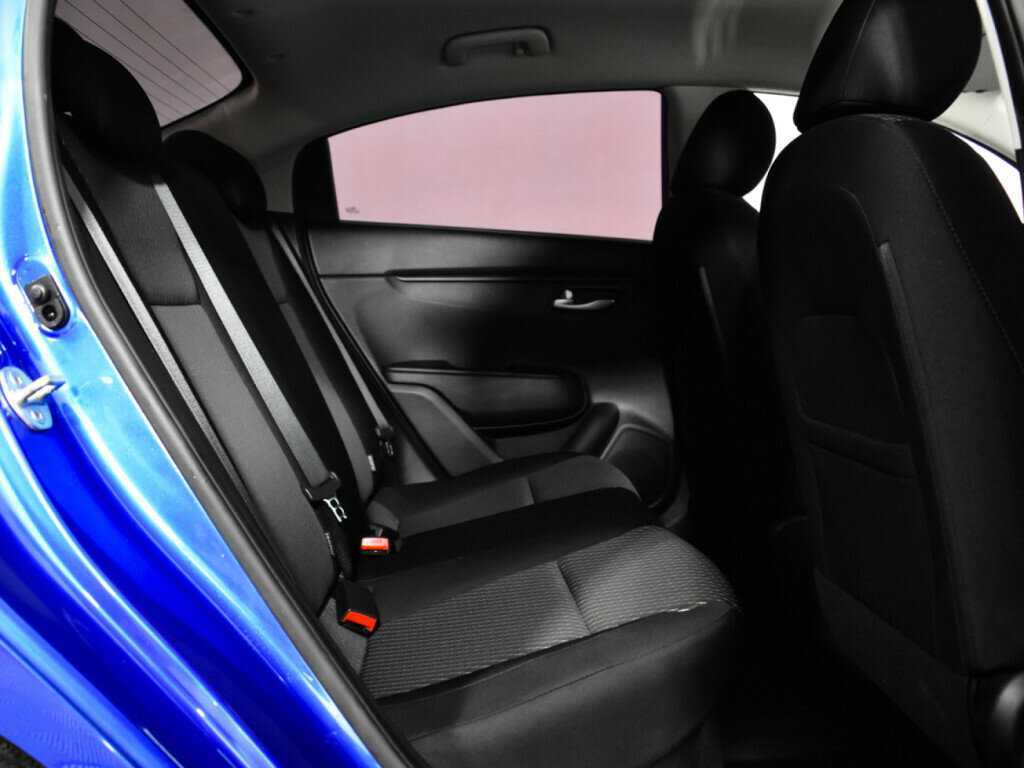 Купить Kia Rio, 2018, 74 223 км.. Фото: #9