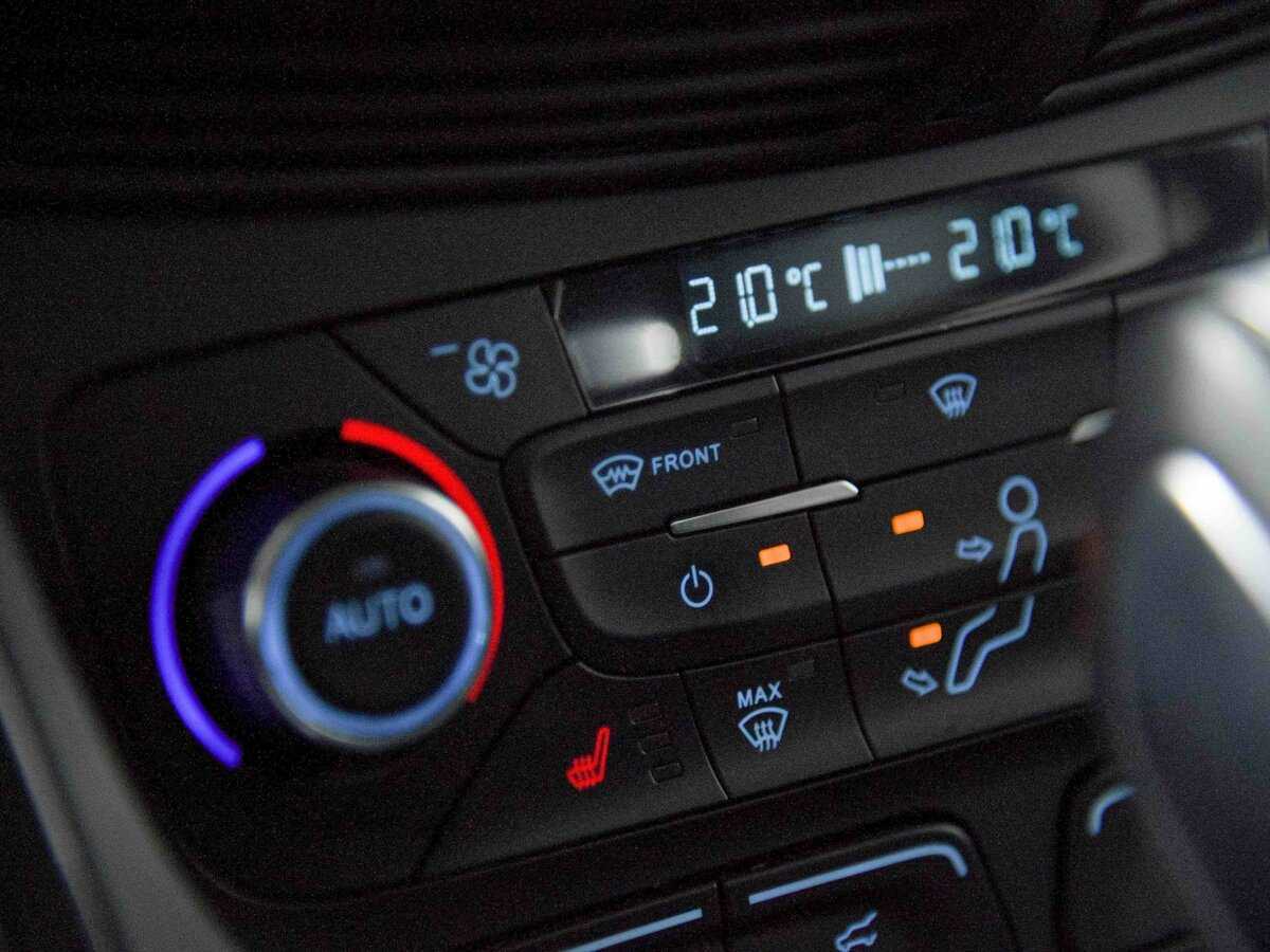 Купить Ford Kuga, 2018, 51 578 км.. Фото: #10