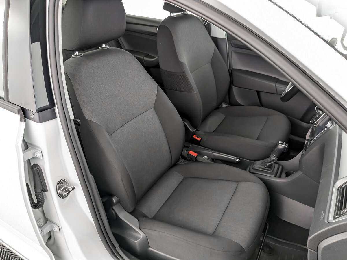 Купить Skoda Rapid, 2018, 112 381 км.. Фото: #18