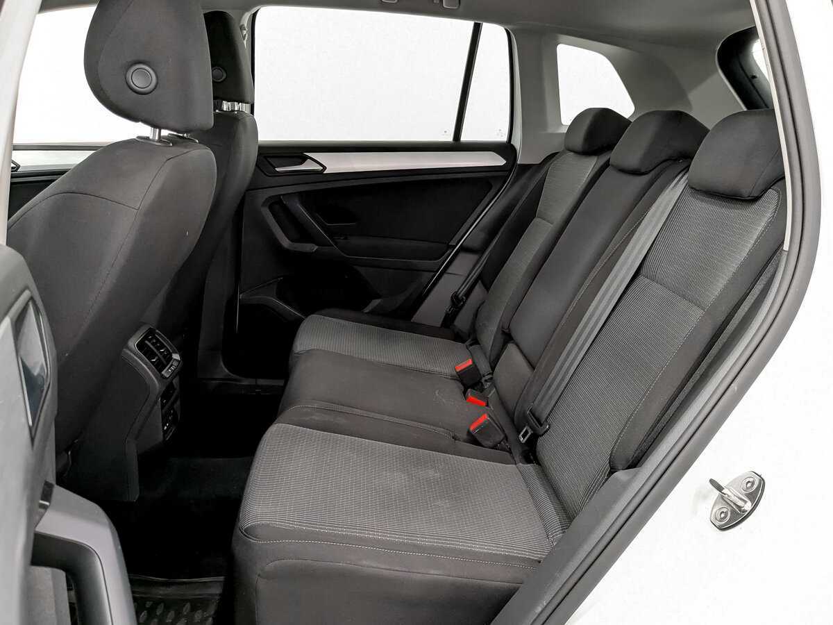 Купить Volkswagen Tiguan, 2021, 131 780 км.. Фото: #10