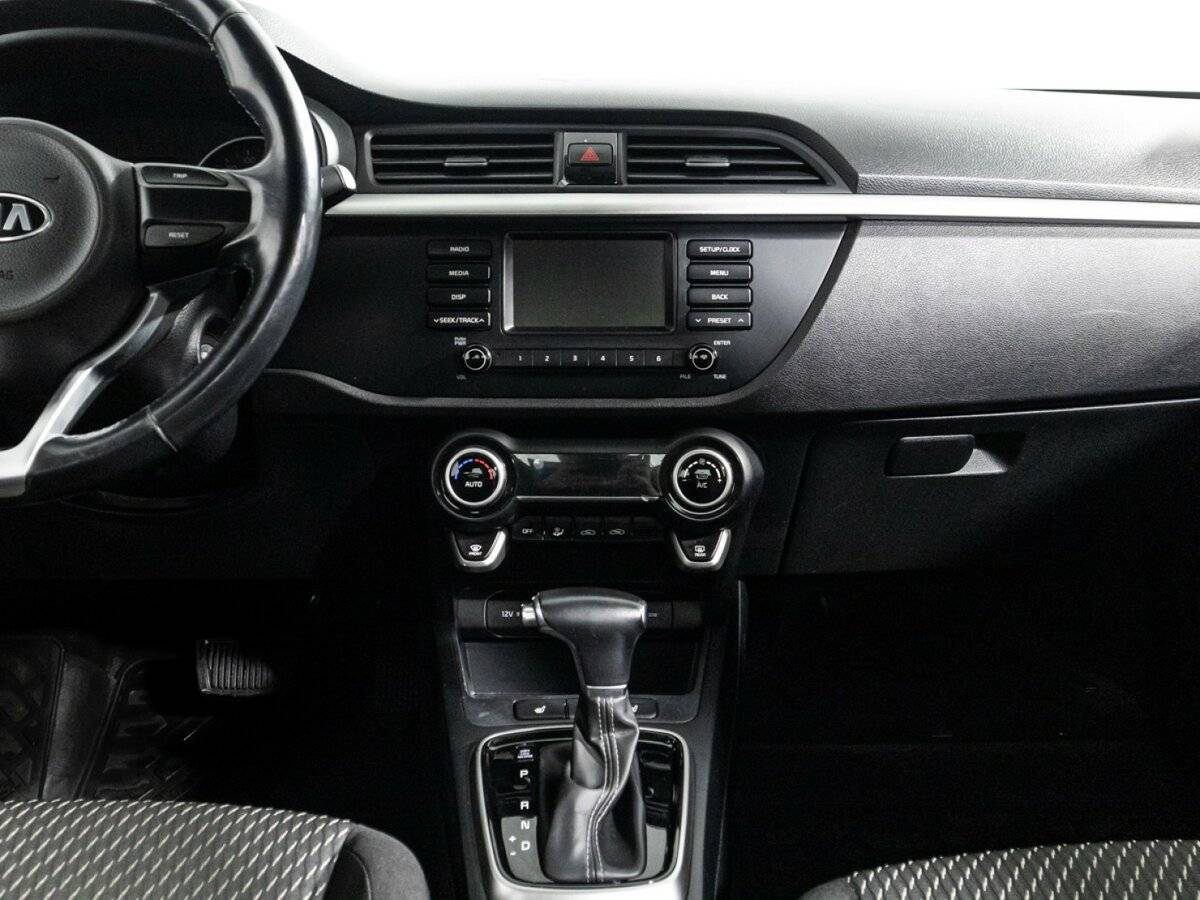 Купить Kia Rio, 2018, 88 406 км.. Фото: #13