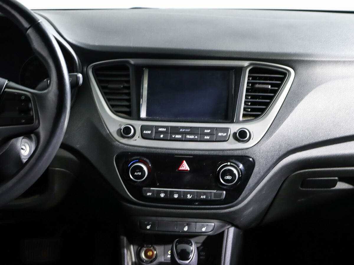 Купить Hyundai Solaris, 2018, 69 469 км.. Фото: #11