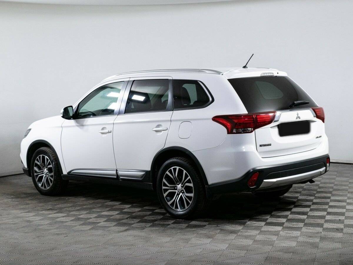 Купить Mitsubishi Outlander, 2016, 178 926 км.. Фото: #6