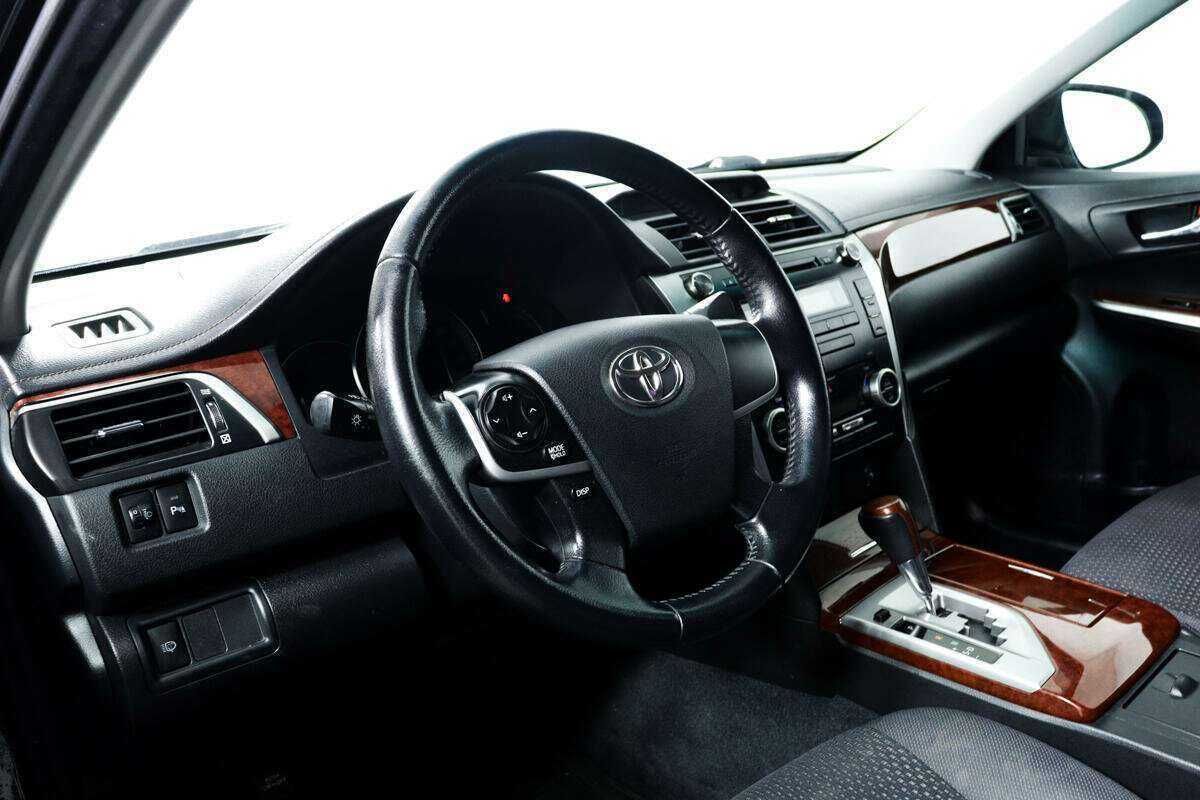Купить Toyota Camry, 2012, 198 000 км.. Фото: #12