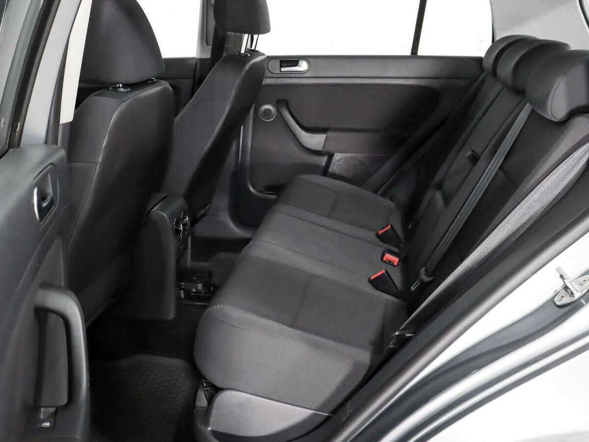 Купить Volkswagen Golf Plus, 2013, 143 156 км.. Фото: #9