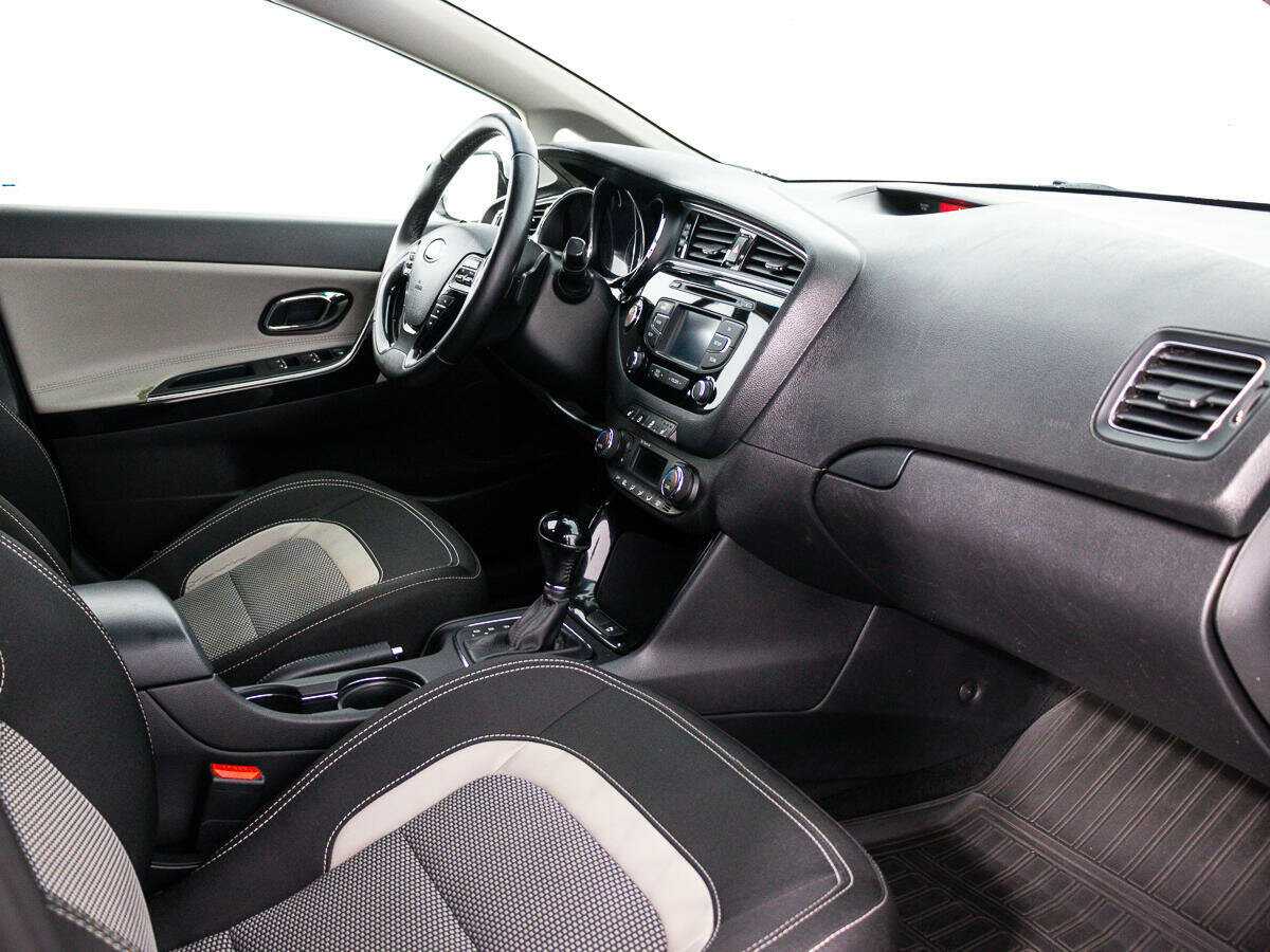 Купить Kia Ceed, 2016, 193 042 км.. Фото: #6