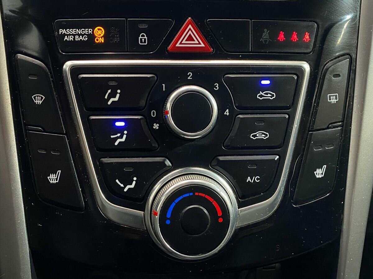 Купить Hyundai i30, 2013, 142 135 км.. Фото: #13