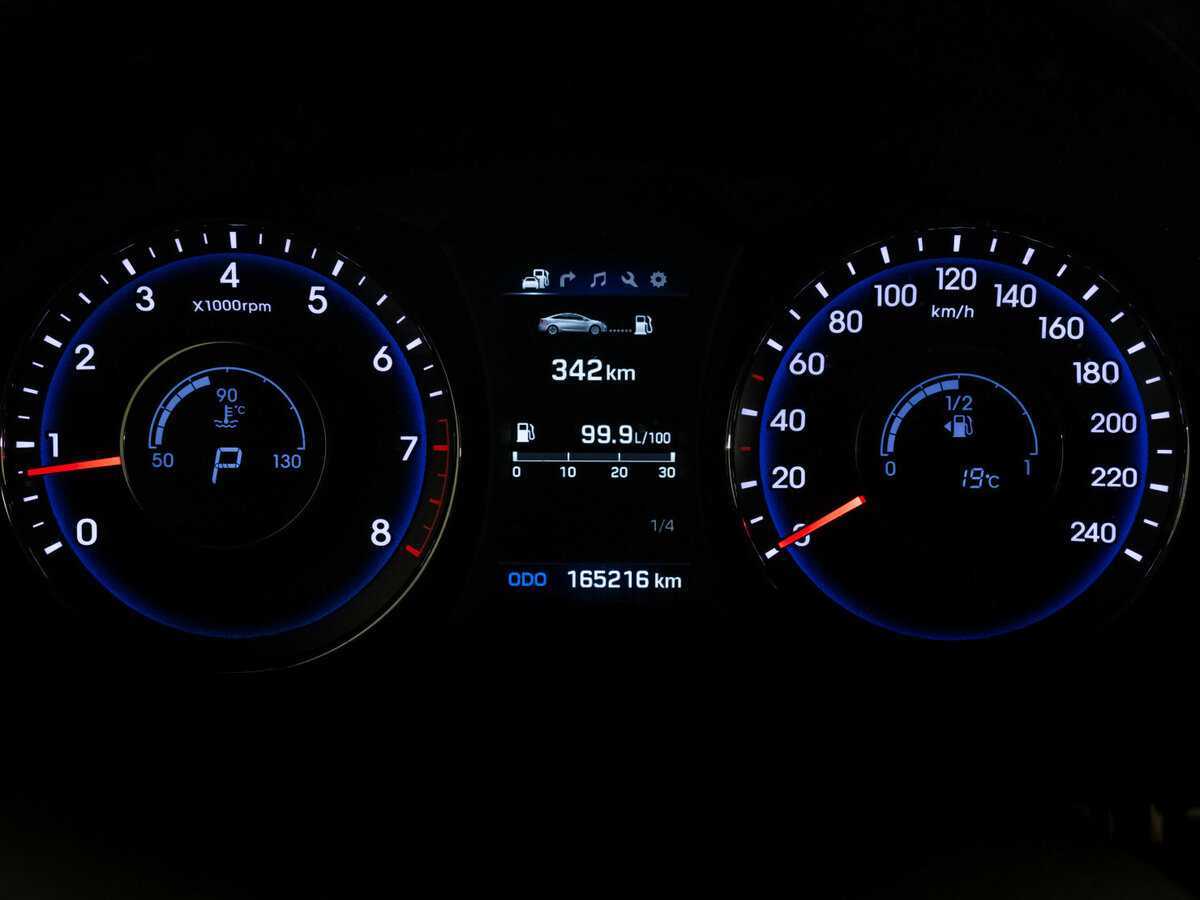 Купить Hyundai i40, 2015, 165 210 км.. Фото: #14