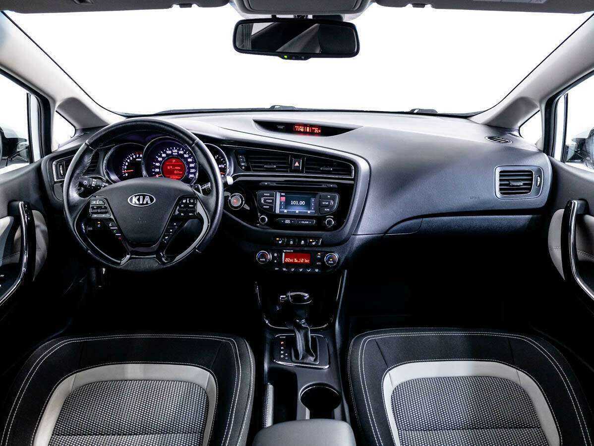Купить Kia Ceed, 2016, 31 491 км.. Фото: #8