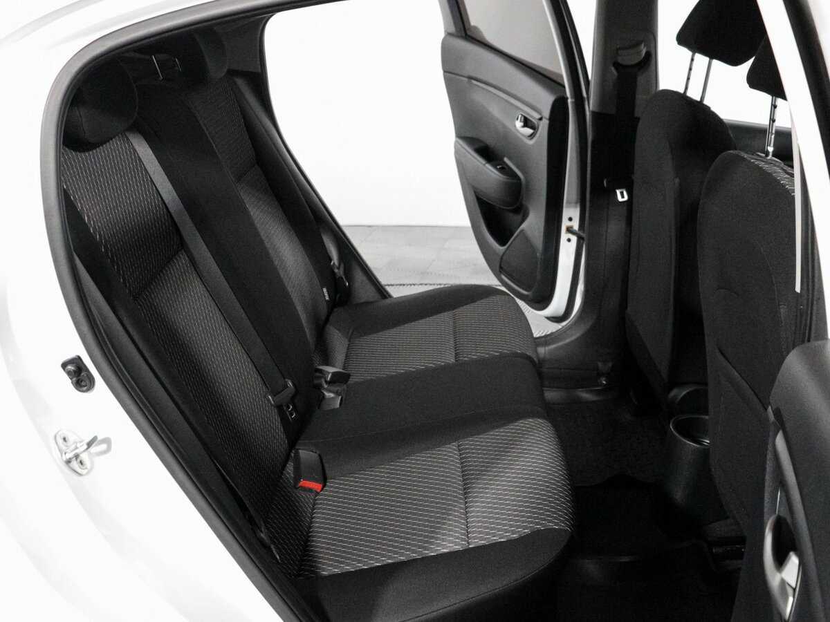 Купить Kia Rio, 2018, 109 699 км.. Фото: #11