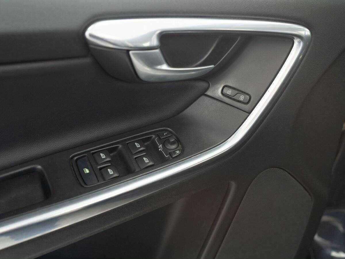 Купить Volvo XC60, 2012, 210 653 км.. Фото: #12