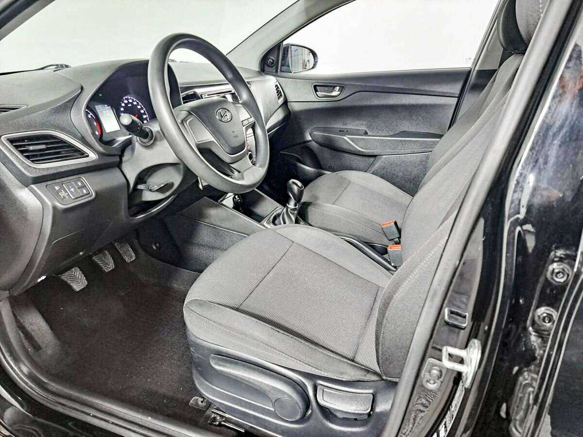 Купить Hyundai Solaris, 2018, 94 096 км.. Фото: #15