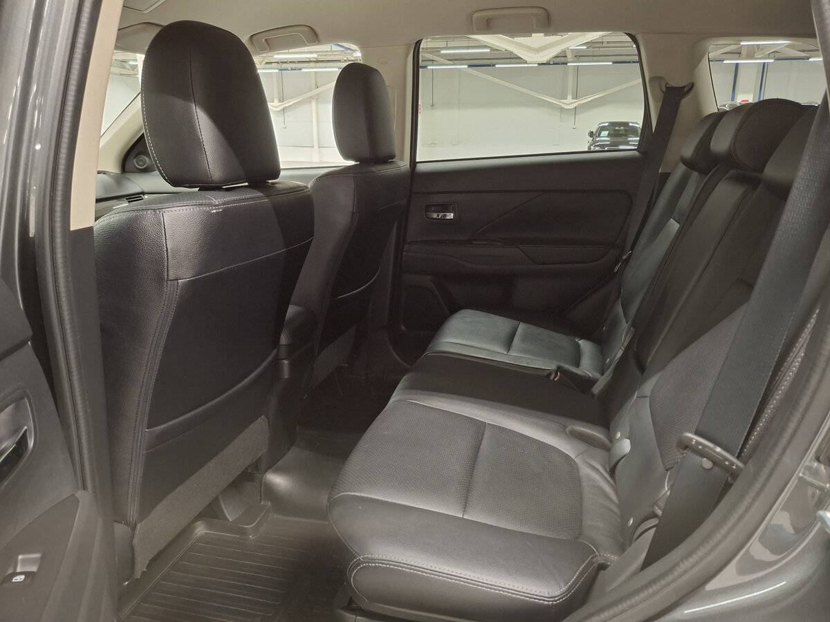 Купить Mitsubishi Outlander, 2016, 77 853 км.. Фото: #11