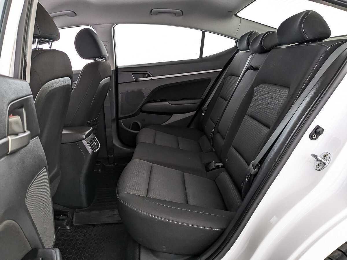 Купить Hyundai Elantra, 2018, 97 532 км.. Фото: #16