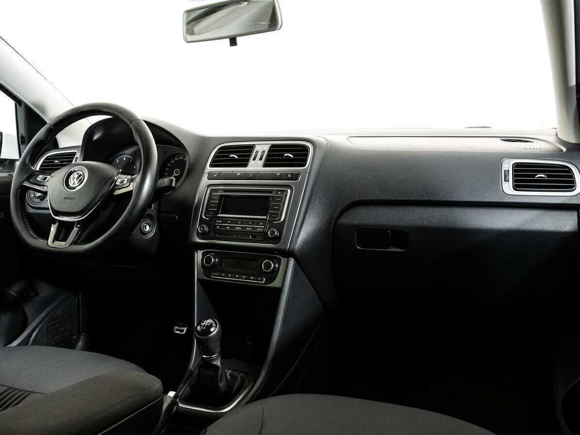 Купить Volkswagen Polo, 2016, 228 992 км.. Фото: #8