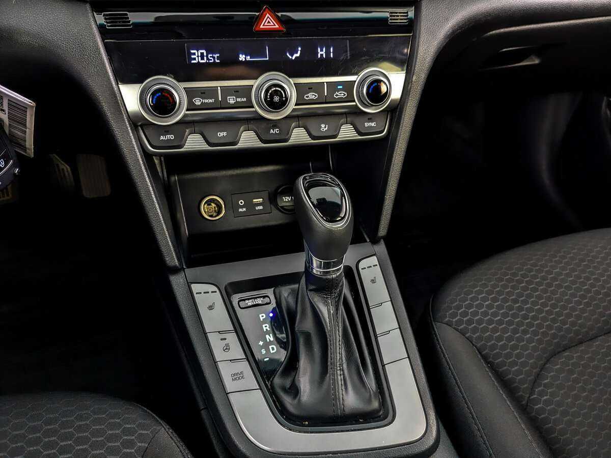 Купить Hyundai Elantra, 2020, 47 171 км.. Фото: #20