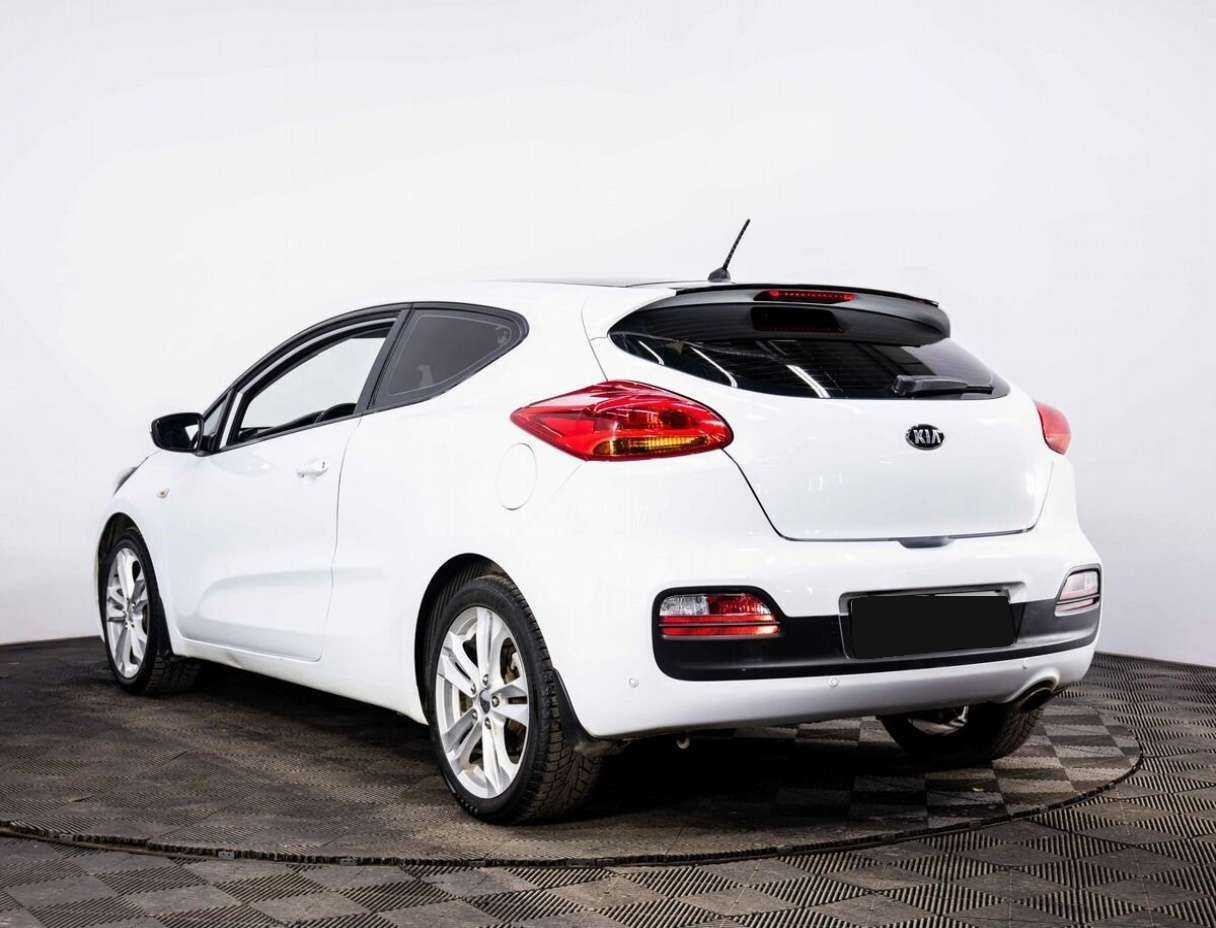 Купить Kia Ceed, 2014, 173 407 км.. Фото: #3