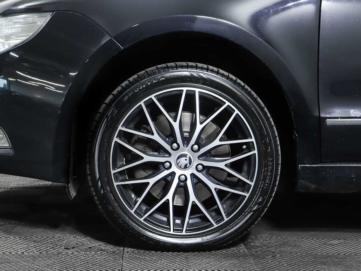 Купить Skoda Superb, 2012, 245 296 км.. Фото: #21