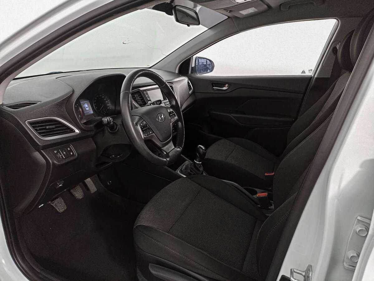 Купить Hyundai Solaris, 2018, 111 703 км.. Фото: #13