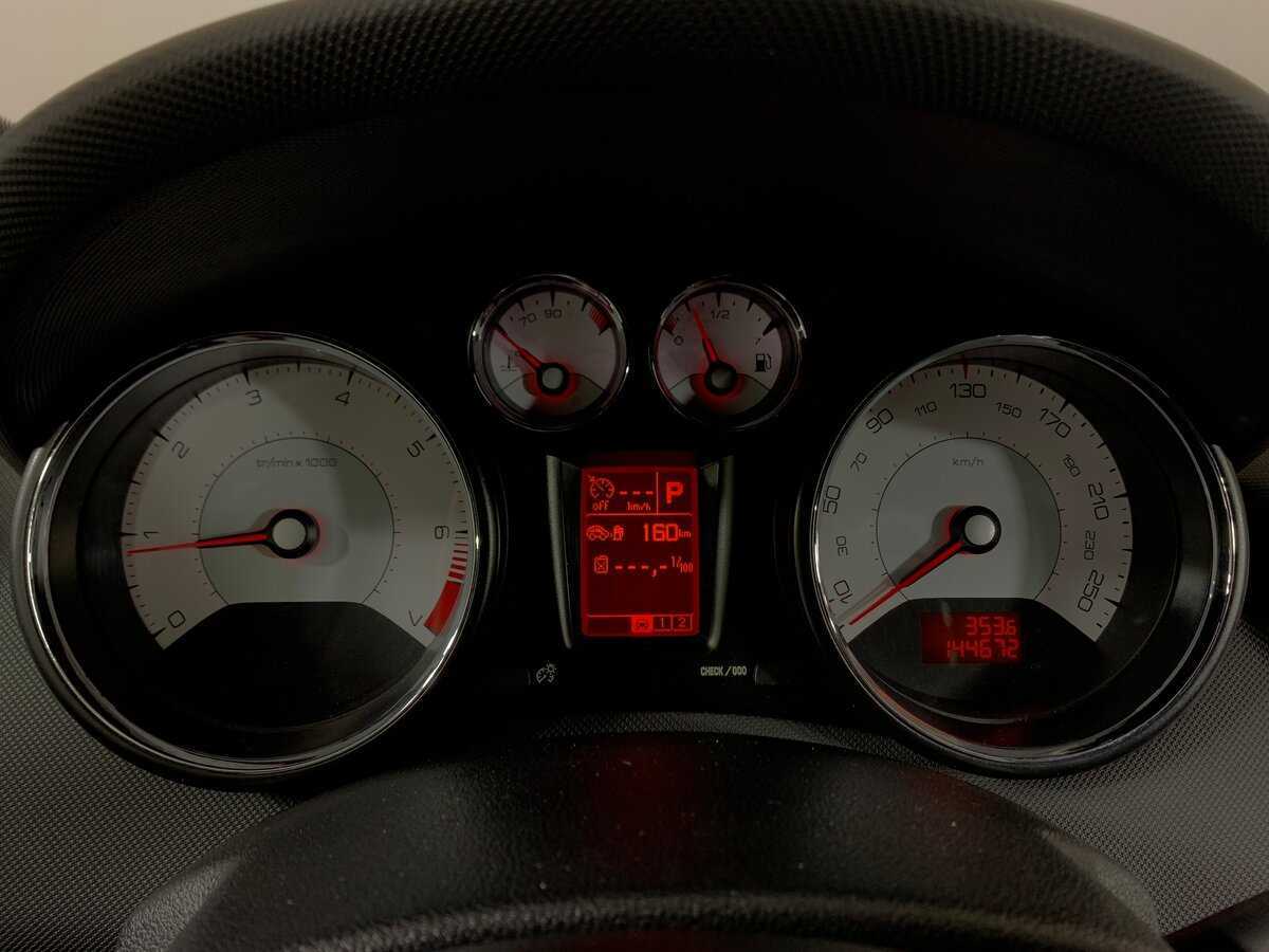 Купить Peugeot 308, 2012, 144 672 км.. Фото: #14