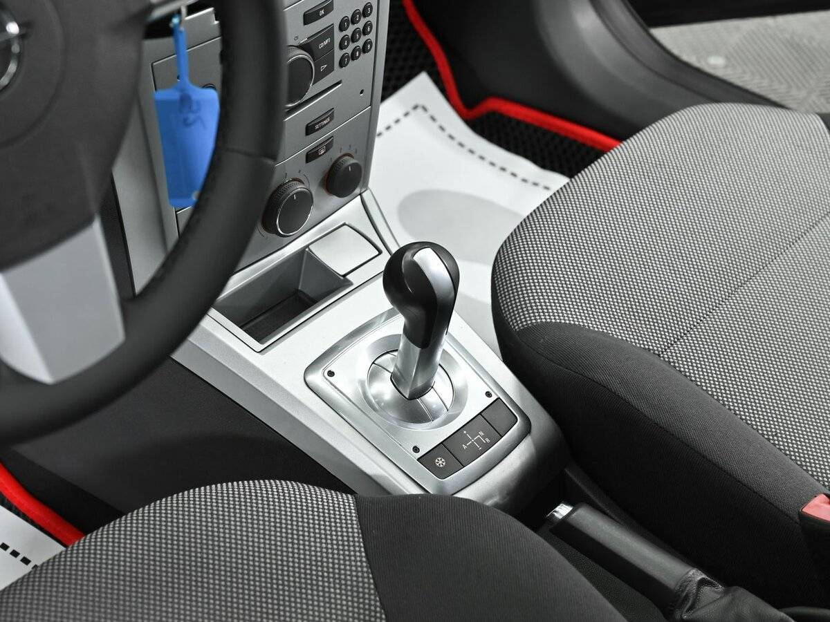 Купить Opel Astra, 2012, 159 000 км.. Фото: #9