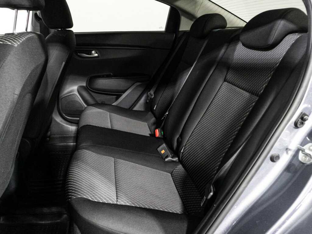 Купить Kia Rio, 2019, 62 367 км.. Фото: #9