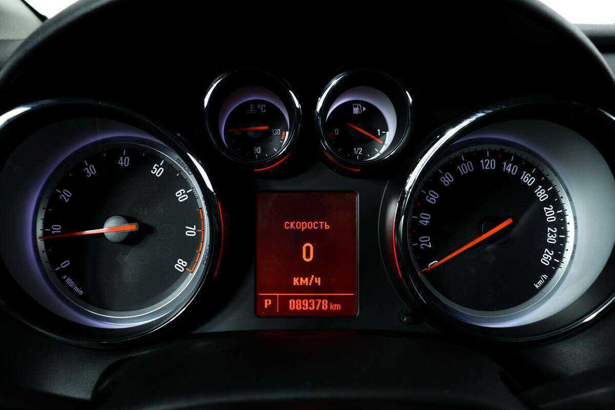 Купить Opel Astra, 2014, 89 377 км.. Фото: #9