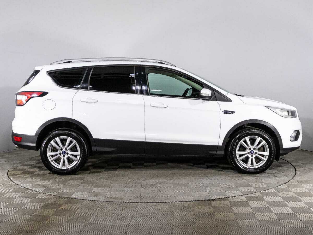 Купить Ford Kuga, 2017, 108 372 км.. Фото: #3