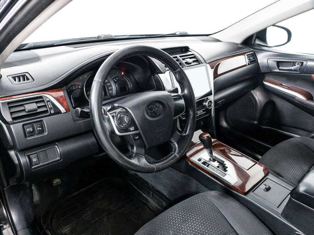 Купить Toyota Camry, 2012, 269 982 км.. Фото: #10