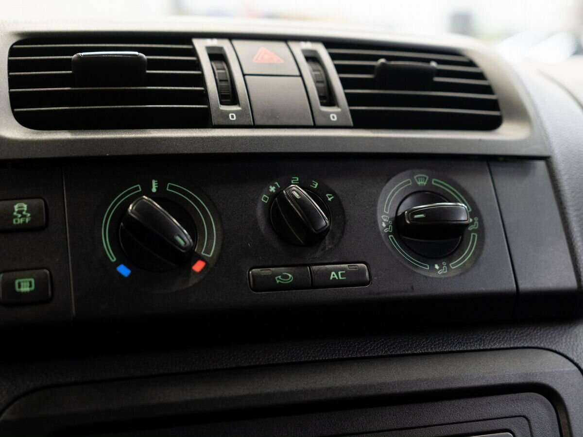 Купить Skoda Fabia, 2012, 198 300 км.. Фото: #12