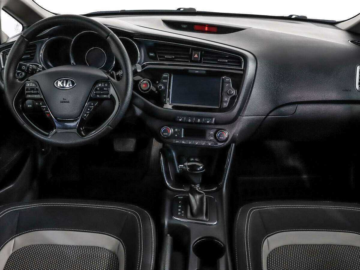 Купить Kia Ceed, 2018, 92 300 км.. Фото: #10