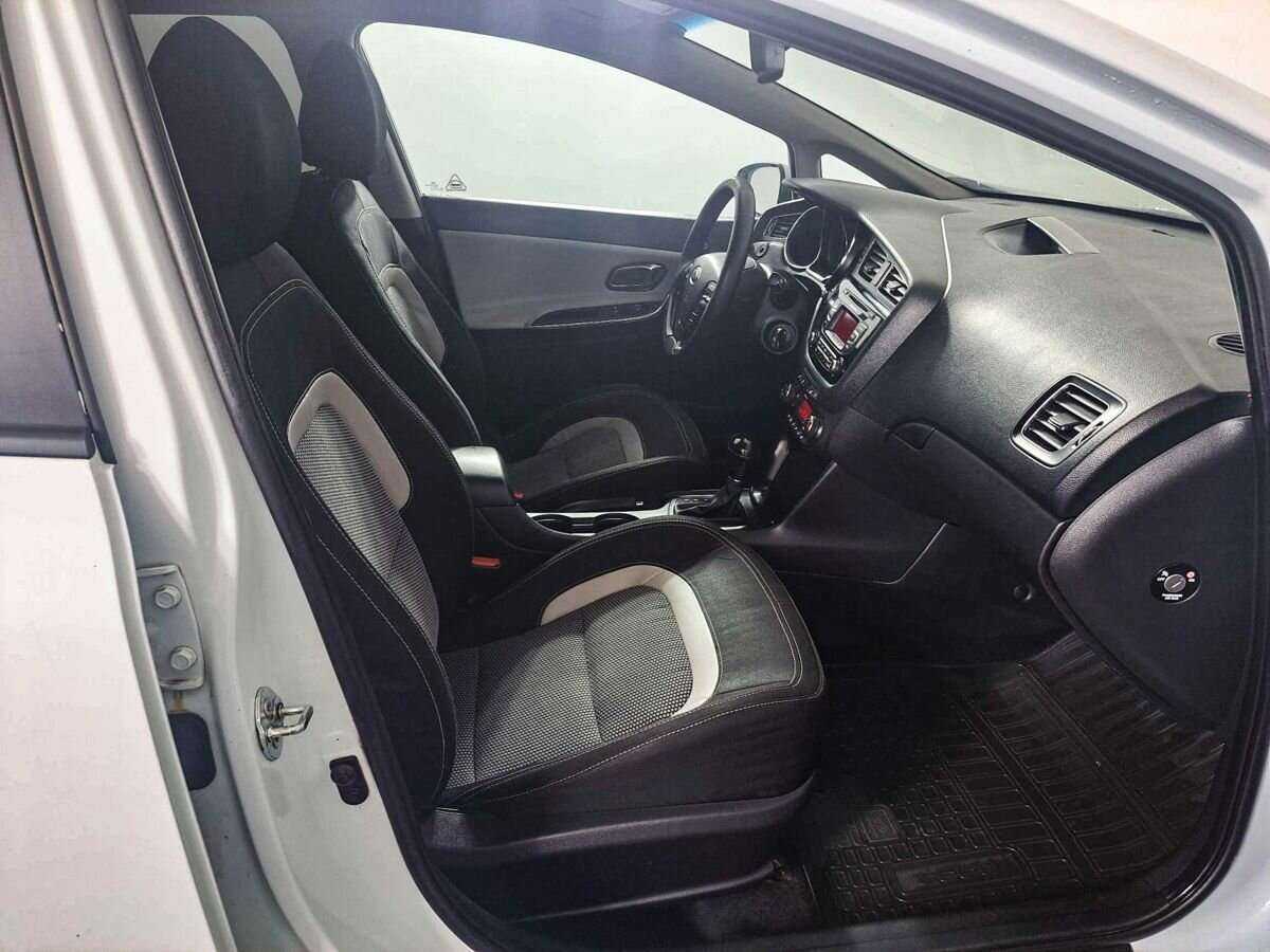 Купить Kia Ceed, 2012, 327 948 км.. Фото: #4