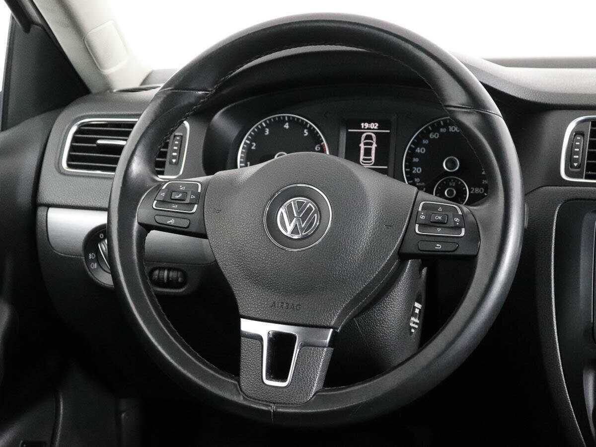 Купить Volkswagen Jetta, 2012, 64 244 км.. Фото: #14