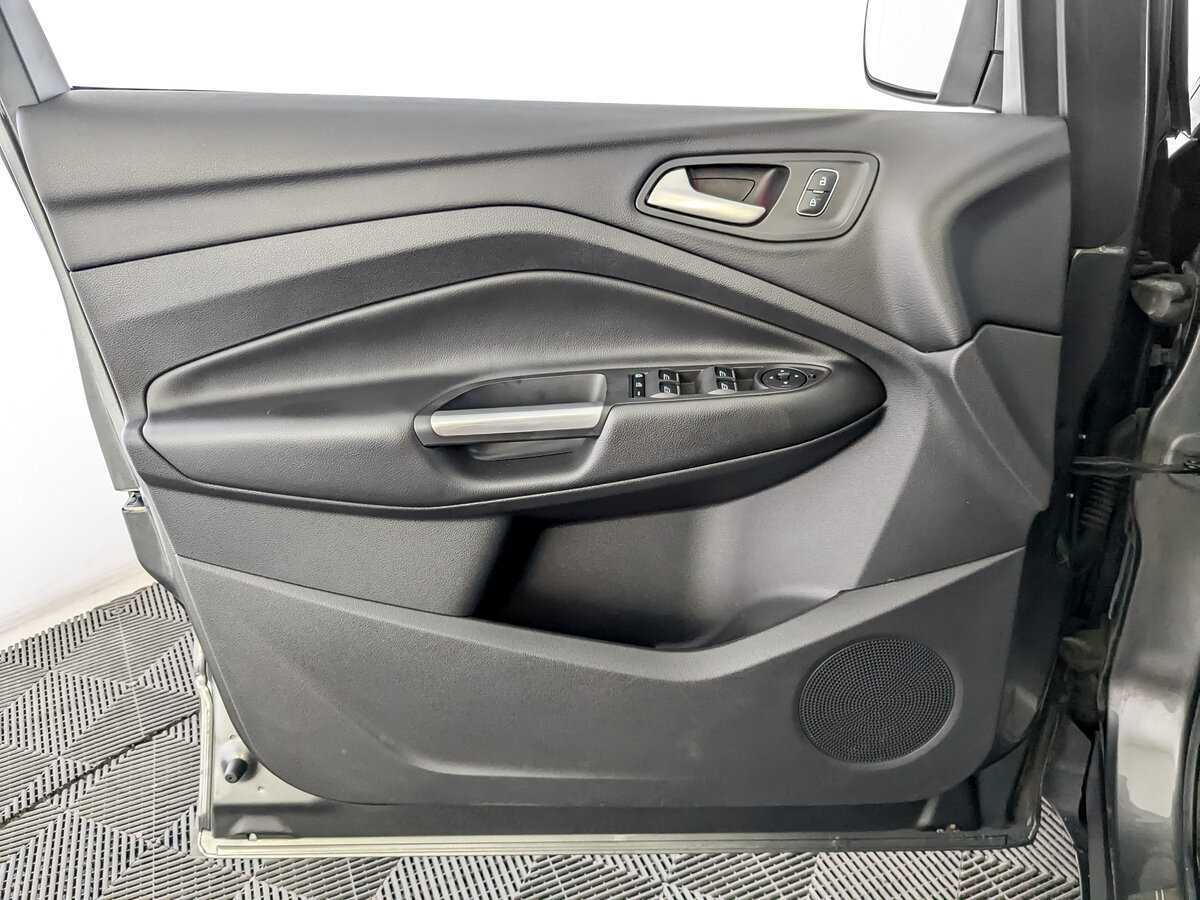 Купить Ford Kuga, 2017, 170 717 км.. Фото: #14