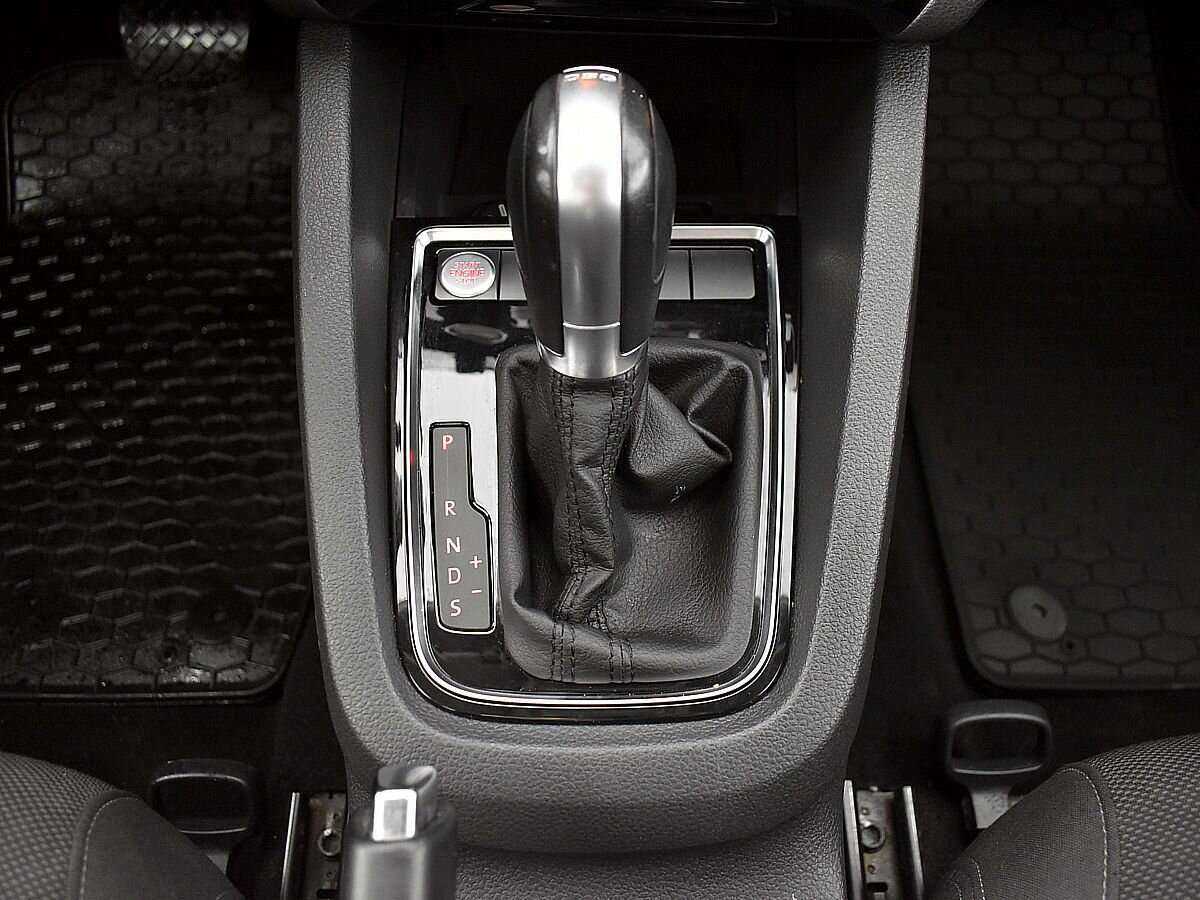 Купить Volkswagen Jetta, 2017, 116 372 км.. Фото: #13