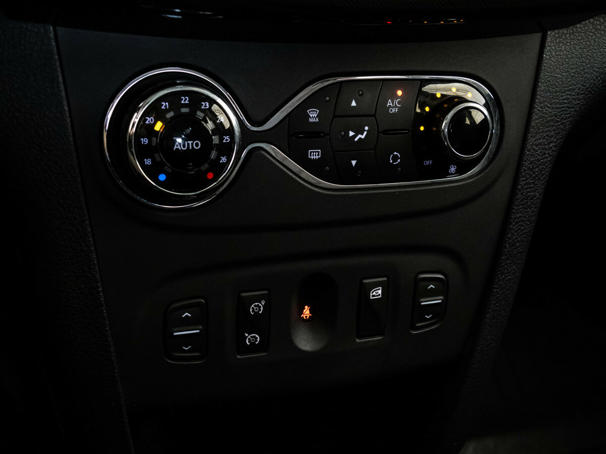 Купить Renault Sandero, 2018, 75 270 км.. Фото: #10